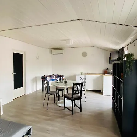 Carina Apartment *